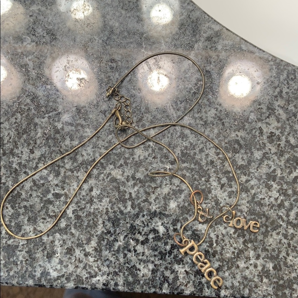 Love and peace necklace 💍